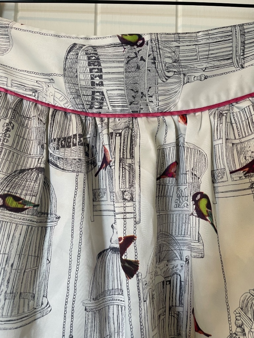 Ted Baker Whimsical Birdcage satin mini skirt - sz 4 US - Picture 2 of 11